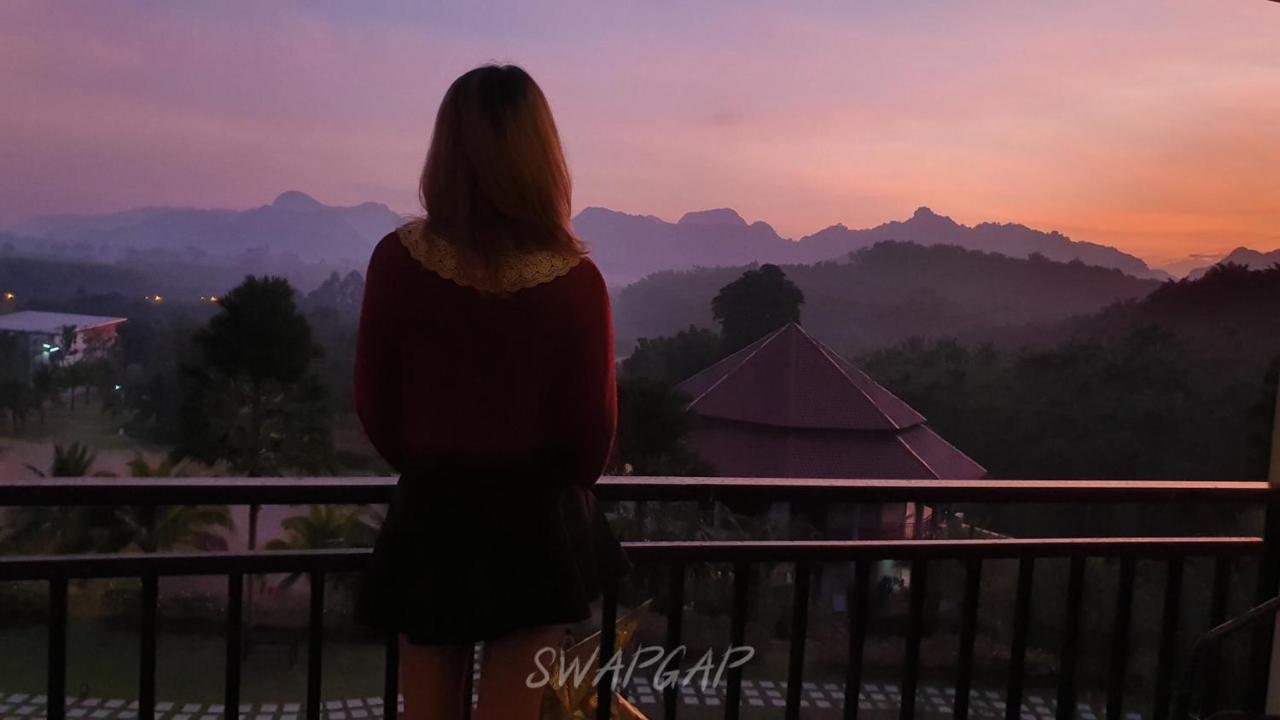 Takhun Mountain View Bed & Breakfast Ban Tha Khun Exterior photo